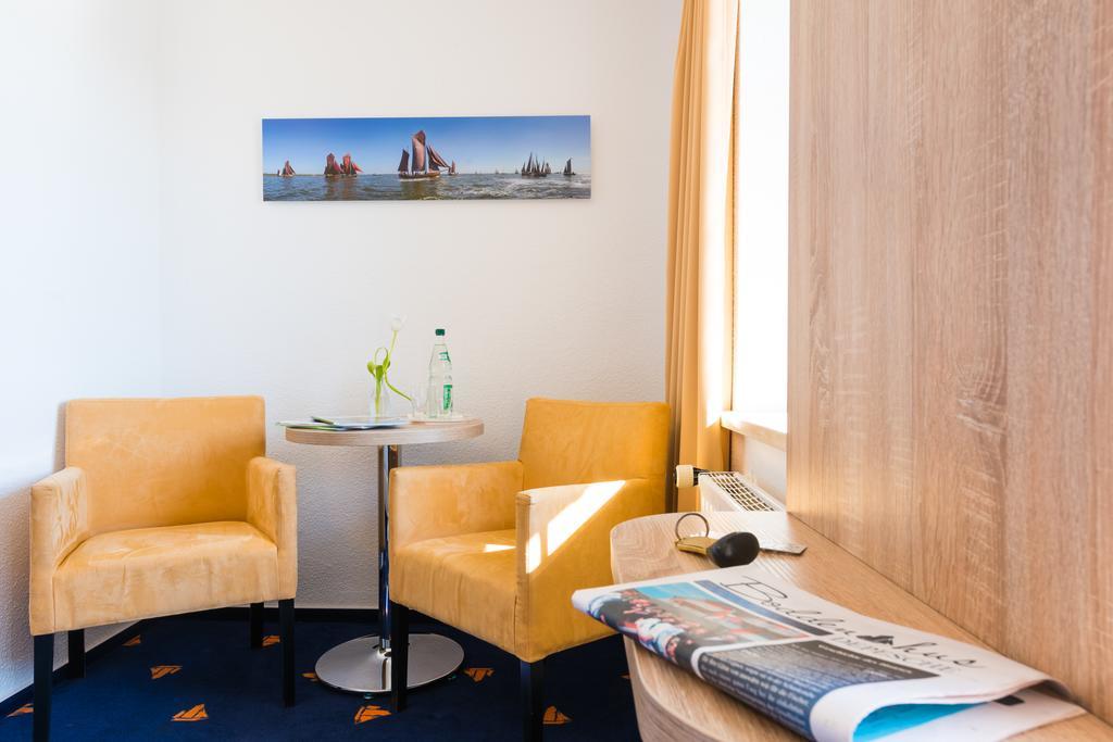 Hotel Boddenhus Garni Zingst Luaran gambar