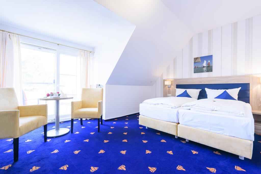 Hotel Boddenhus Garni Zingst Luaran gambar