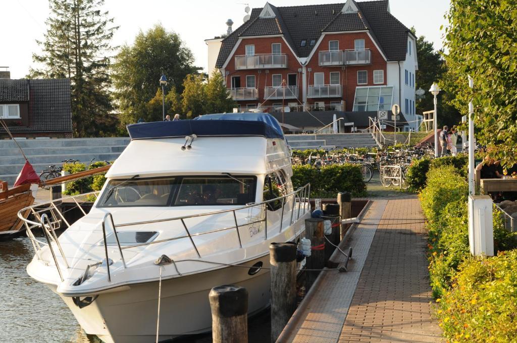 Hotel Boddenhus Garni Zingst Luaran gambar